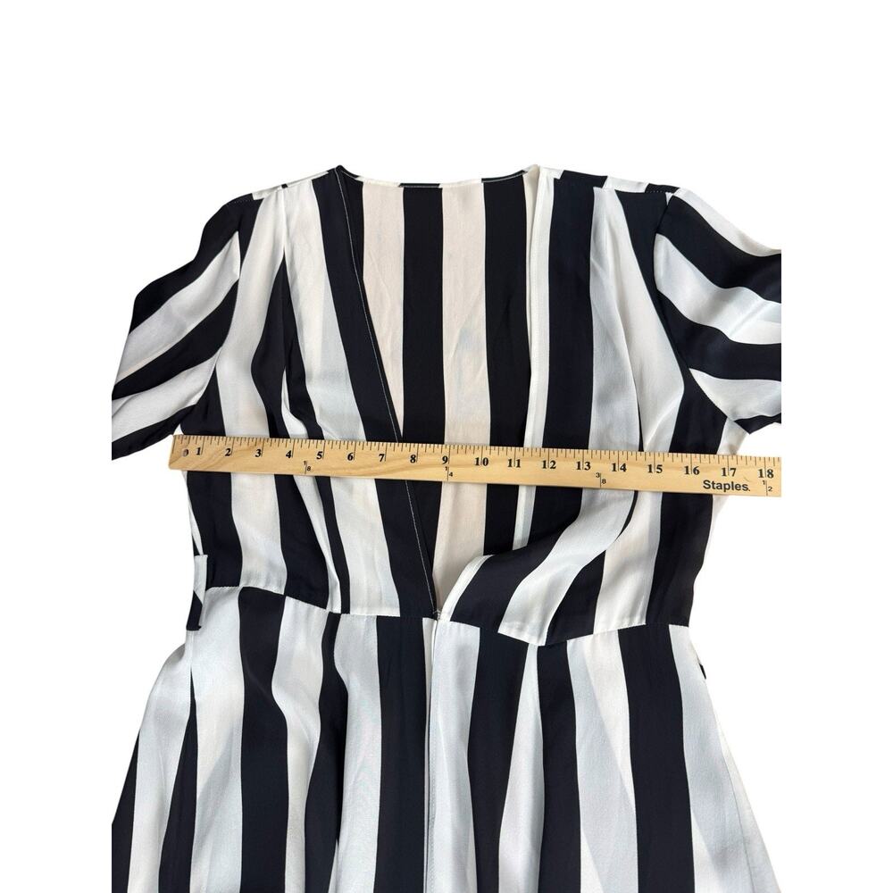 100% Silk Robe Womens Extra Small Black Ivory Striped Beetlejuice Minimalist - Picture 11 of 15